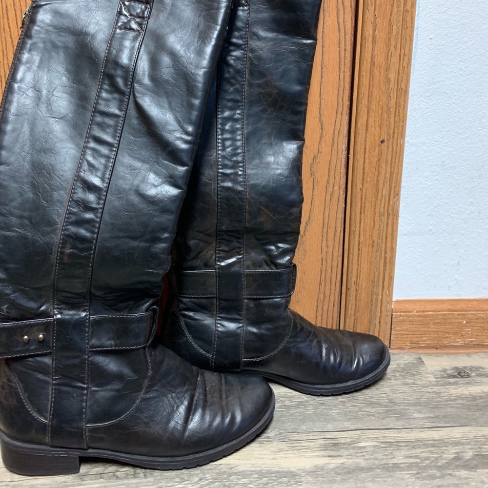 Over the knee boots